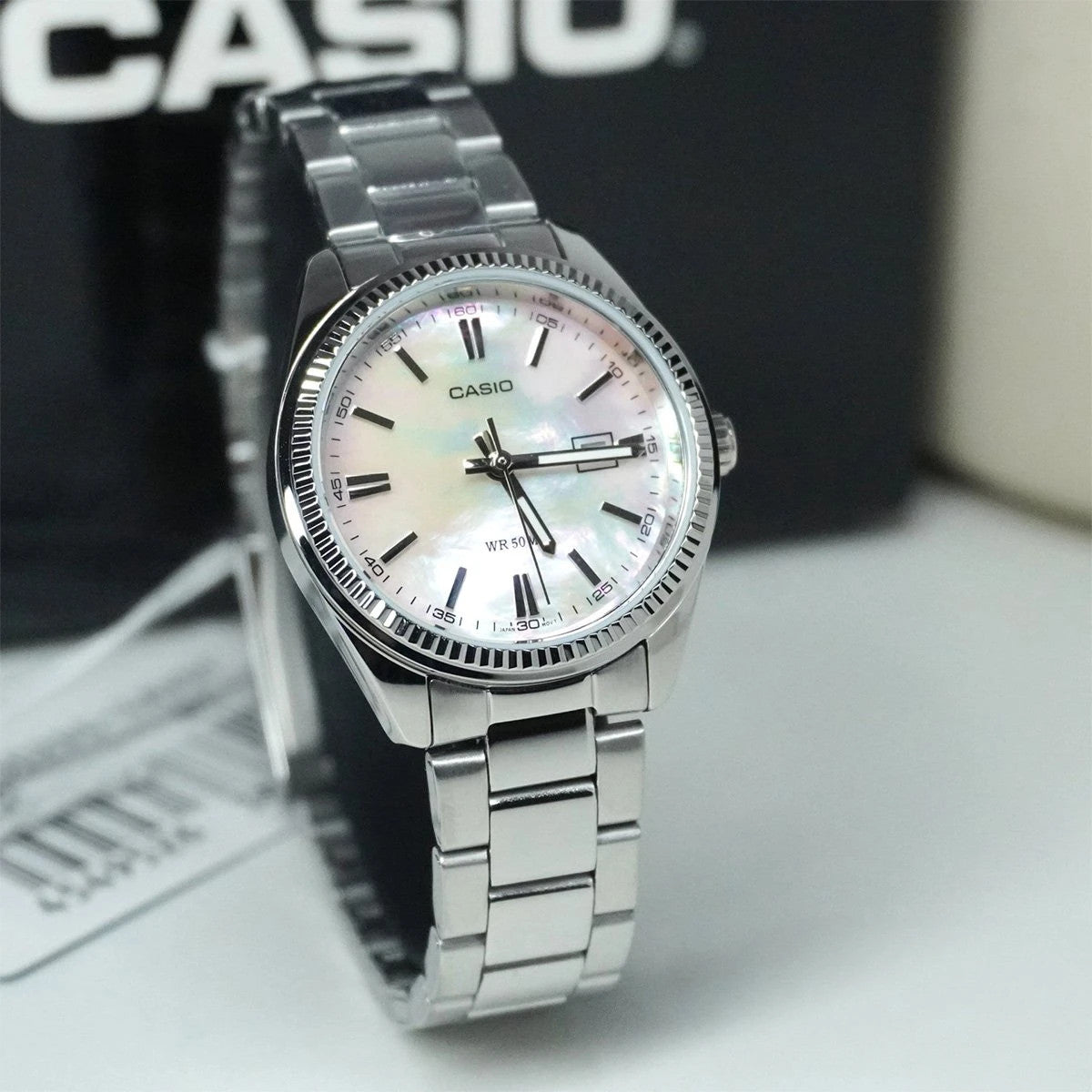 Дамски аналогов часовник Casio - Casio Collection - LTP-1302DS-4AVDF