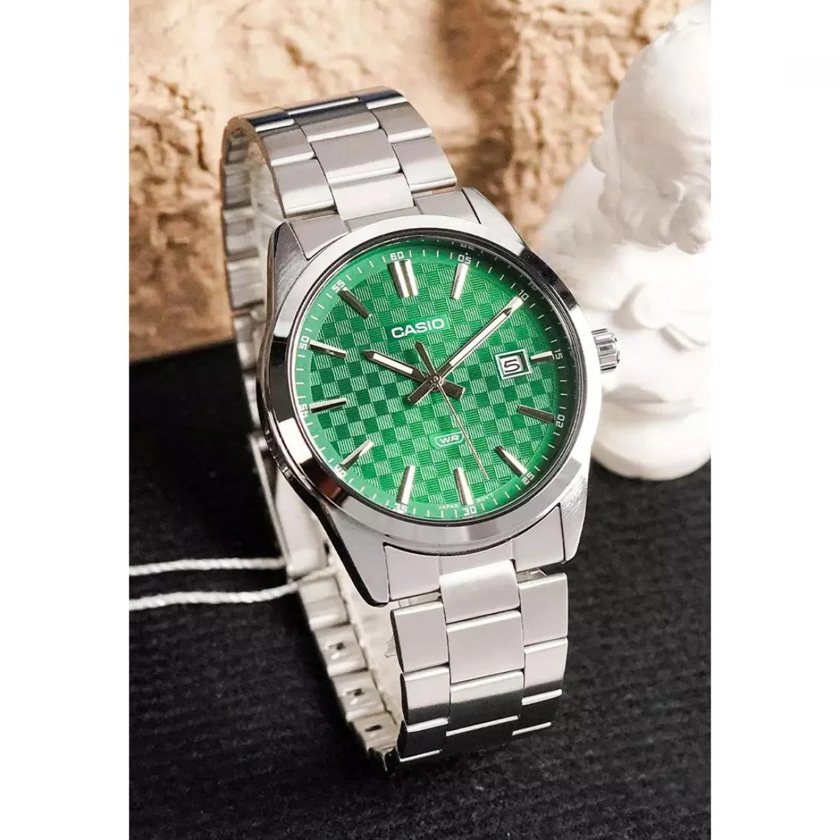 Мъжки аналогов часовник Casio - Casio Collection - MTP-VD03D-3A1UDF