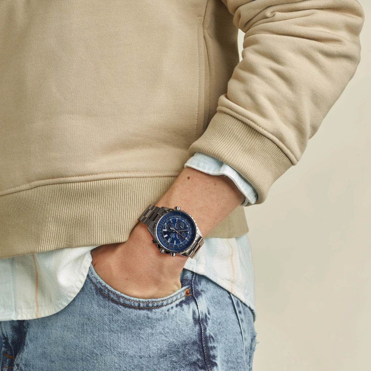 Мъжки аналогов часовник Casio Edifice Chronograph - EF-527D-2AVUEF