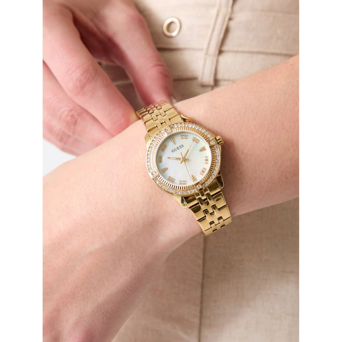 Дамски часовник GUESS - GW1027L2