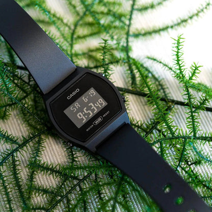 Дамски Часовник CASIO - Casio Collection - LW-204-1BEF