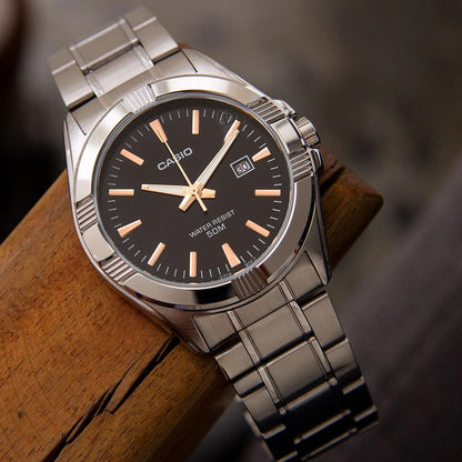 Мъжки аналогов часовник Casio - Casio Collection - MTP-1308D-1A2VDF
