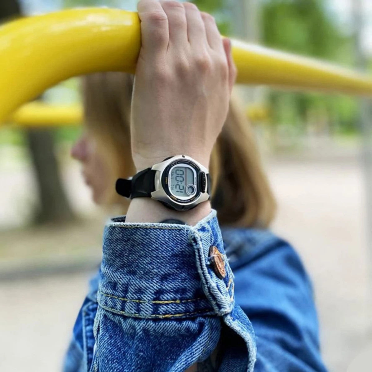 Мъжки часовник CASIO - LW-200-1AVDF