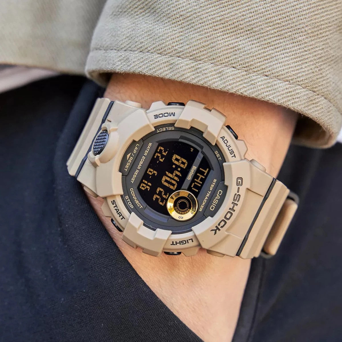 Мъжки часовник CASIO G-SHOCK BLUETOOTH - GBD-800UC-5ER