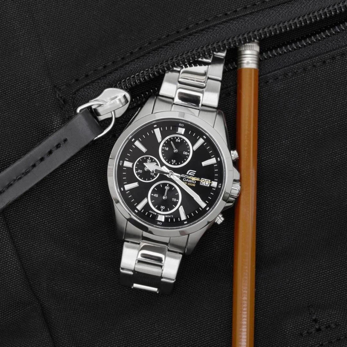 Мъжки часовник CASIO EDIFICE - EFV-560D-1AVUEF