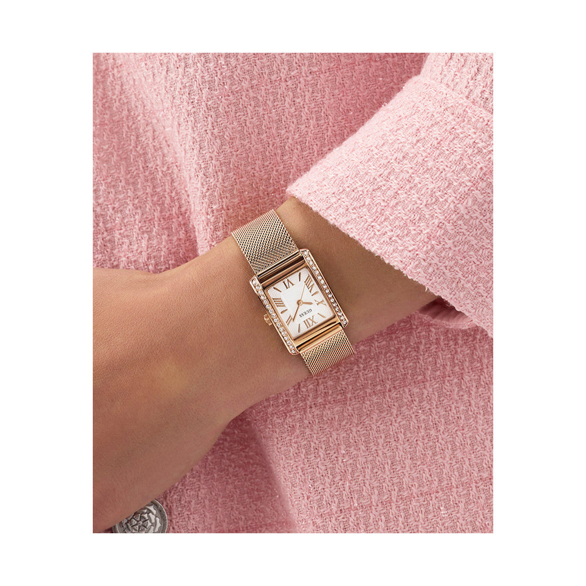 Дамски часовник GUESS - GW0997L3